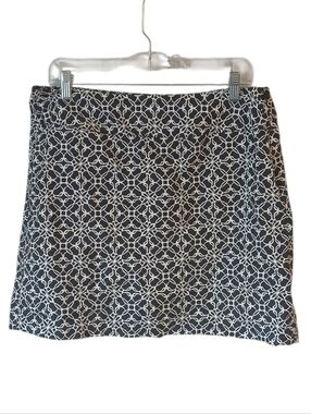 Izod Black and White Golf Skort Size 10